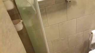 I Film My New German Step Mom Under Shower Ang Get Caught